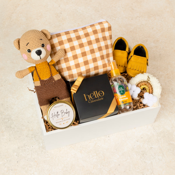 Honey Baby Box - Minik mucizeler için sıcacık bir karşılama. 🧸💛