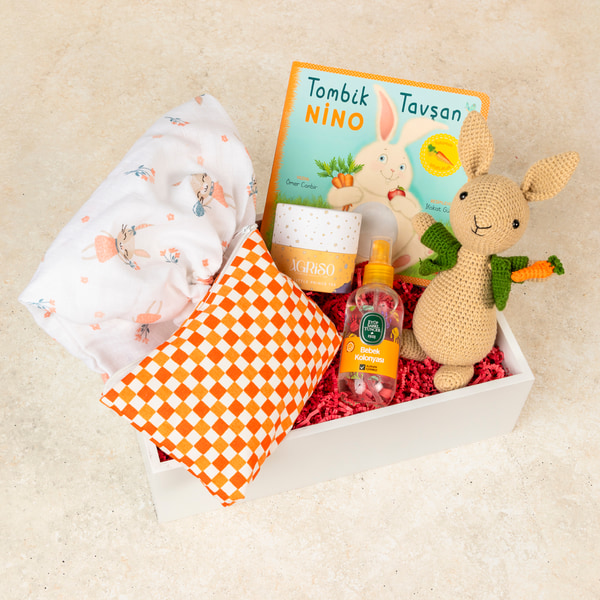 🥕 Carrot & Cuddles Bebek Hediye Kutusu