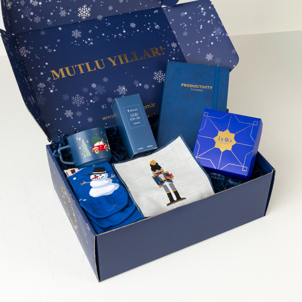 Lacivert Yılbaşı Hediye Kutusu 🎁