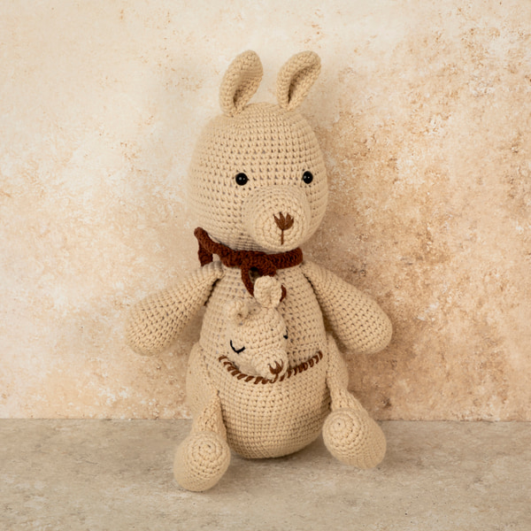Keseli Kanguru Amigurumi Oyuncak